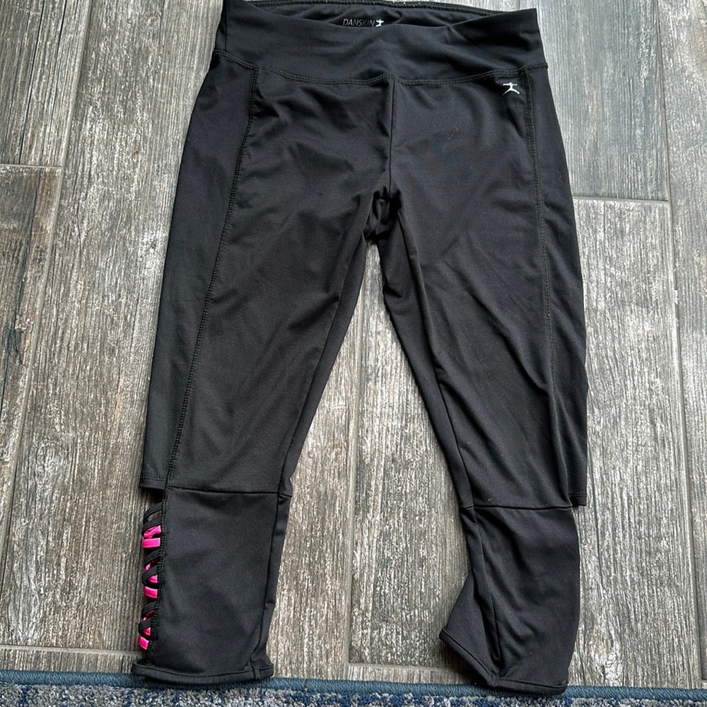 Leggings that goes below your knees